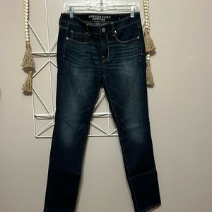 American eagle size 10 skinny dark wash
